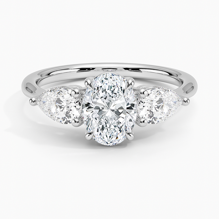 Luxe Opera Three Stone Diamond Ring