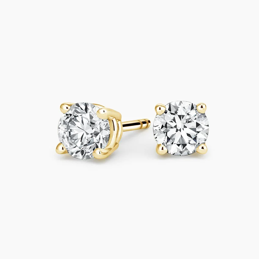 Round Diamond Stud Earrings