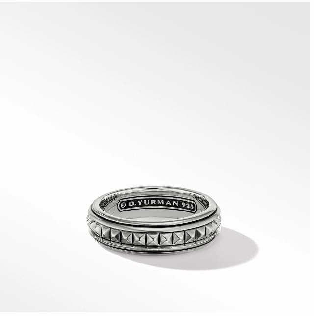 PYRAMID BAND RING IN STERLING SILVER