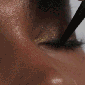 Apply shade Tango to upper and lower lash lines.