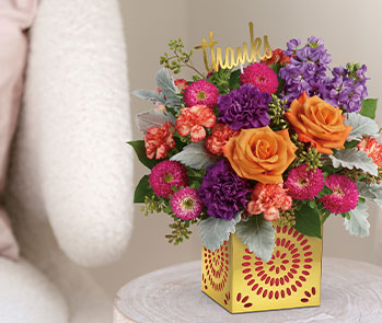 Teleflora's Bold Beauty Bouquet