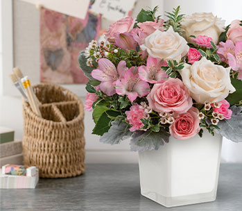 Teleflora's Oh So Lovely Bouquet