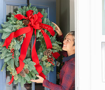 Classic Holiday Wreath