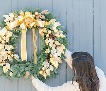 Glitter & Gold Wreath