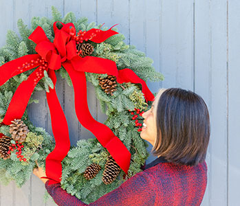 Classic Holiday Wreath