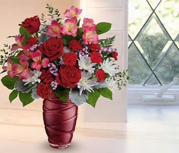 Teleflora's Loving Swirls Bouquet