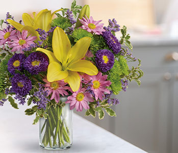 Teleflora's Fresh And Fabulous Bouquet
