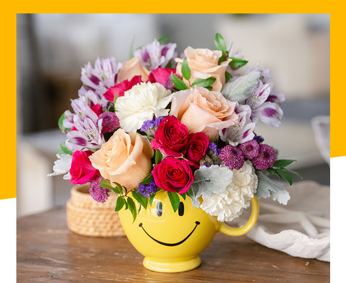 Teleflora's Embrace Happiness Bouquet