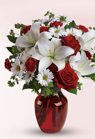 Teleflora's Roses and Pearls Bouquet