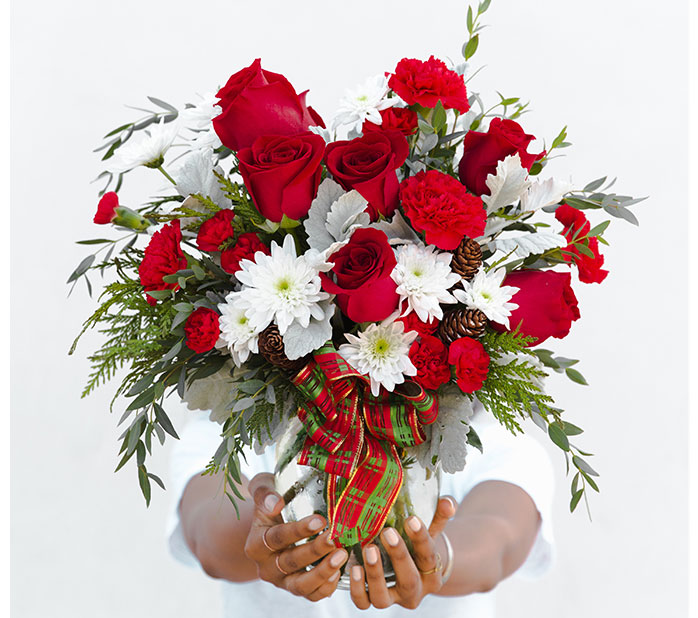 Teleflora's Holiday Shine Bouquet