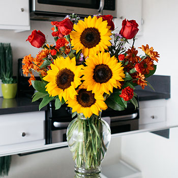 SEND SUNNY<br>SUNFLOWERS