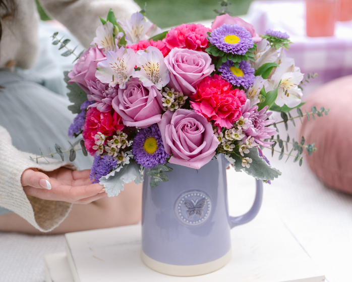 Teleflora's Sweetest Flutter Bouquet