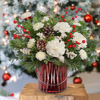 Teleflora's Gleaming Holiday Bouquet