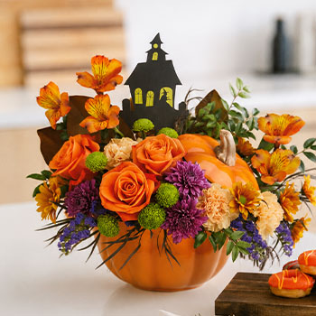 BE SPOOKTACULAR