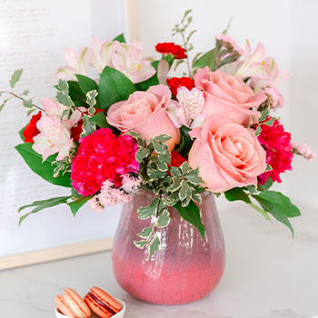 SEND SAME-DAY<br>ROMANCE