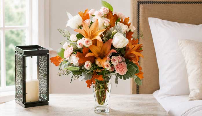 Teleflora's Seasonal Sophistication Bouquet