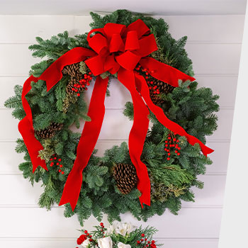 WELCOME<br>WITH WREATHS