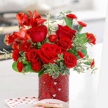 MEET OUR SWEET<br>NEW BOUQUETS