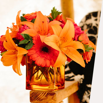 SHOP BEST-SELLING<br>FALL BOUQUETS