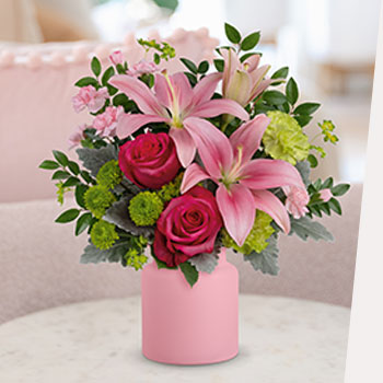 SURPRISE YOUR BESTIES