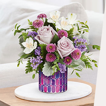 SHOP 100%<br>LOCAL FLORISTS