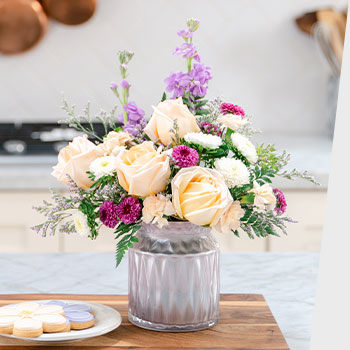 GET SAME-DAY<br>FLOWER DELIVERY