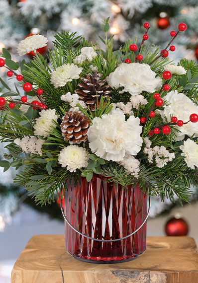 Teleflora's Gleaming Holiday Bouquet